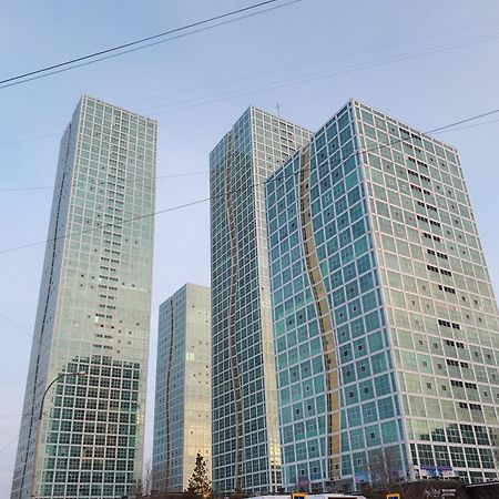 Апартаменты На Набережной С Панорамным Видом На 39 Этаже Nur-Sultan  Exterior photo